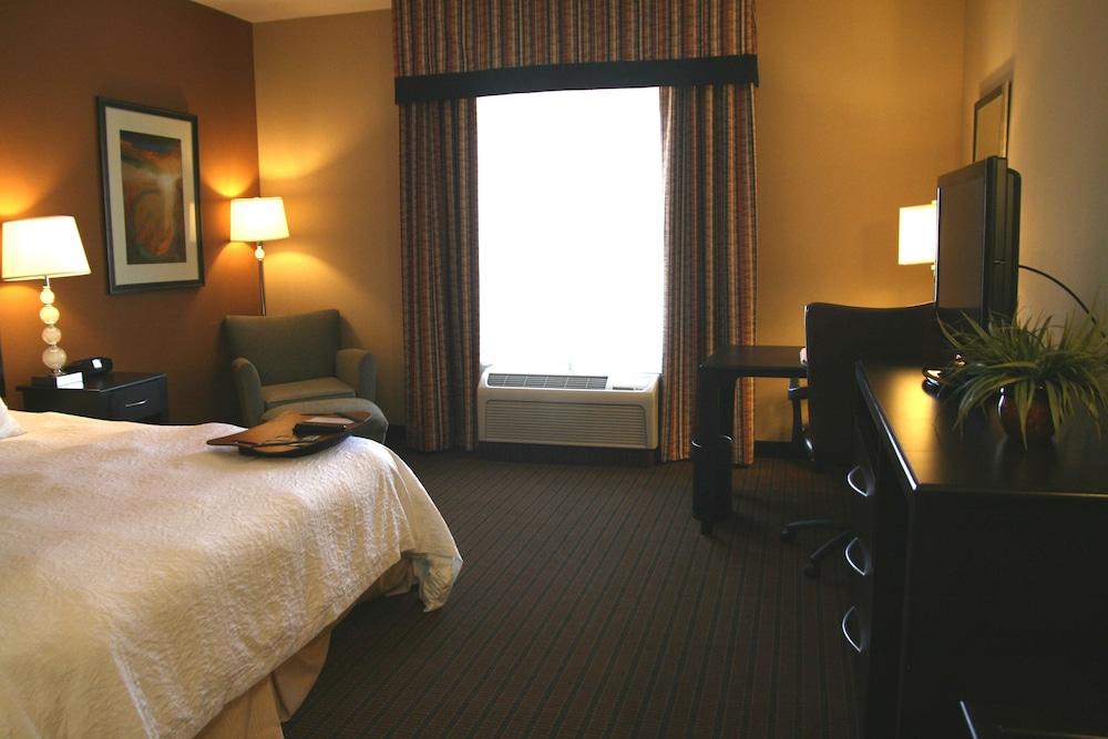 Hampton Inn Denver Northeast-Brighton Exterior photo