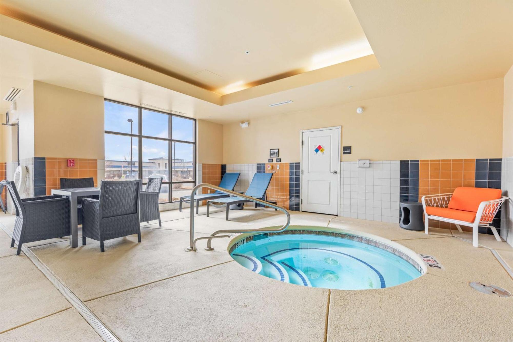 Hampton Inn Denver Northeast-Brighton Exterior photo