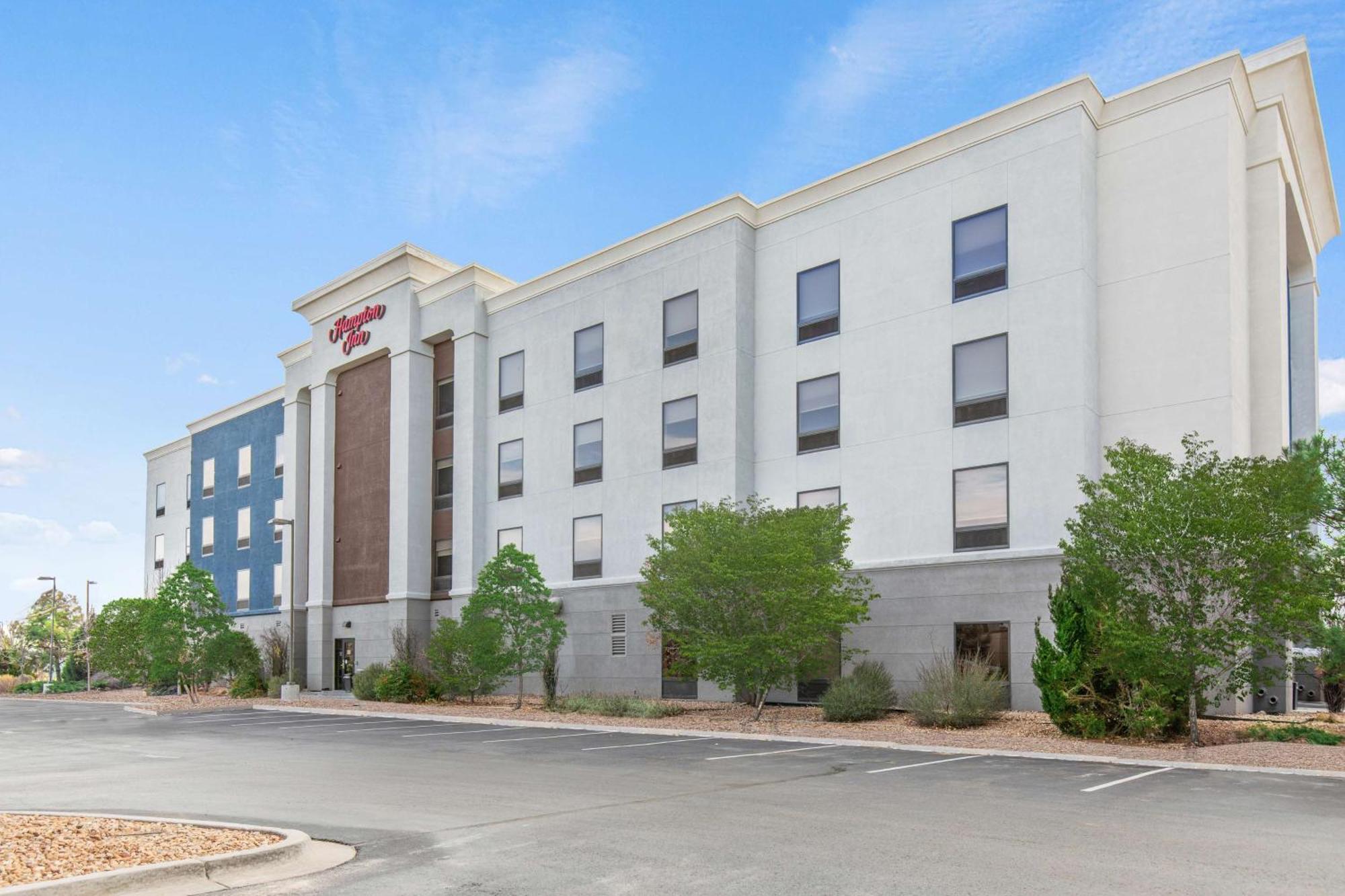 Hampton Inn Denver Northeast-Brighton Exterior photo